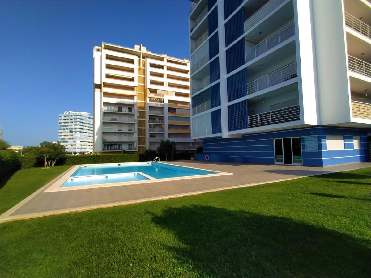 Algarve Beach Vibes Apartment, Wifi, Pool, Ac, Bbq Portimão Eksteriør bilde